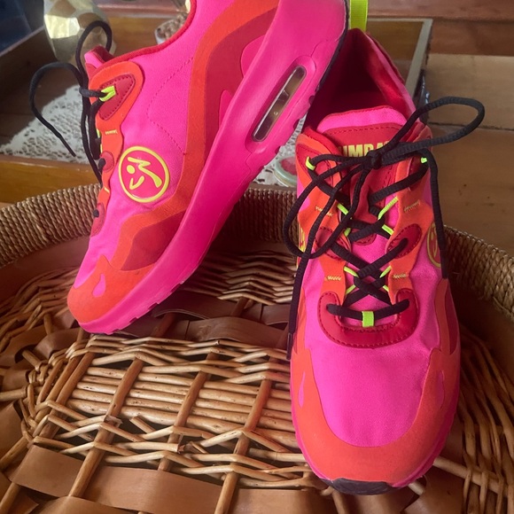 Zumba Fitness Pink and Orange Shoes - Picture 2 of 7